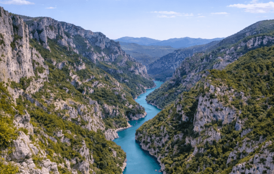 Chauffeur privé pour les Gorges du Verdon, Lac de Sainte-Croix et panoramas